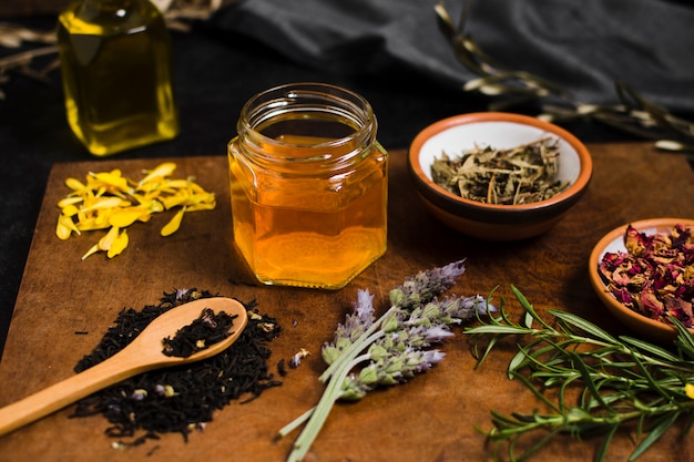 15 Must-Have Essential Oils for Boosting Adrenal Health